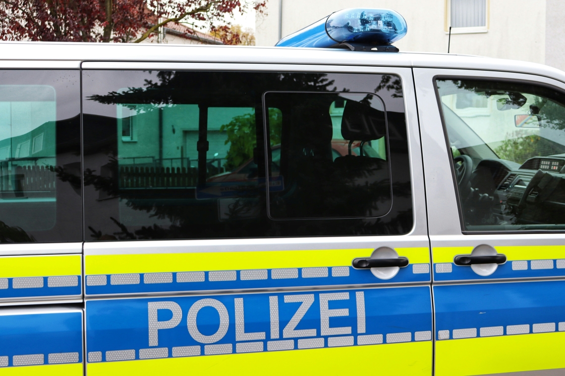 Unbekannte brechen in zwei Wohnungen ein 